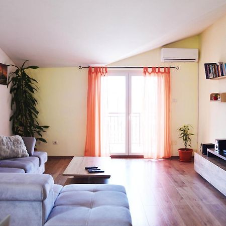 Apartman Branka- Sea View Peroj Exterior foto