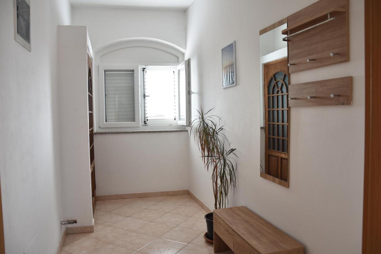 Apartman Branka- Sea View Peroj Exterior foto